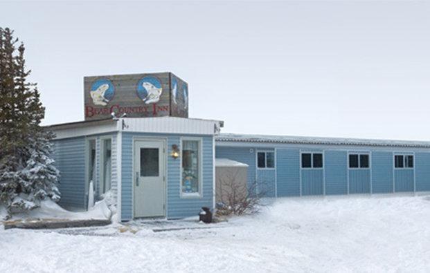 Bear Country Inn Черчилл Экстерьер фото